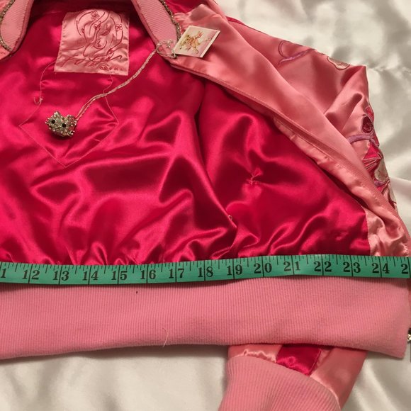 GORGEOUS vintage Y2K satin jacket with custom hello kitty /crystal details - Picture 10 of 11